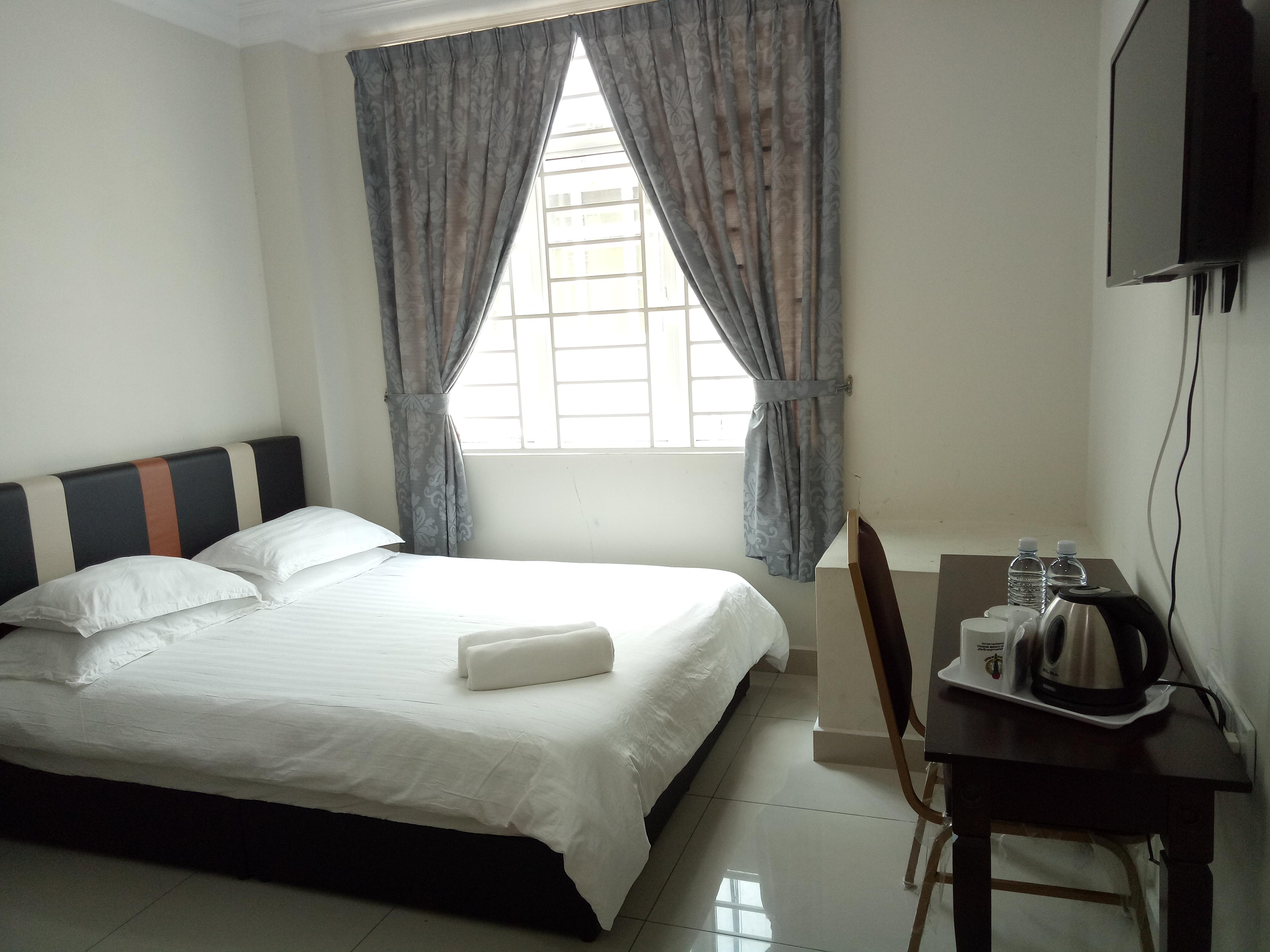 Hotel Mutiara Kgmmb, *
